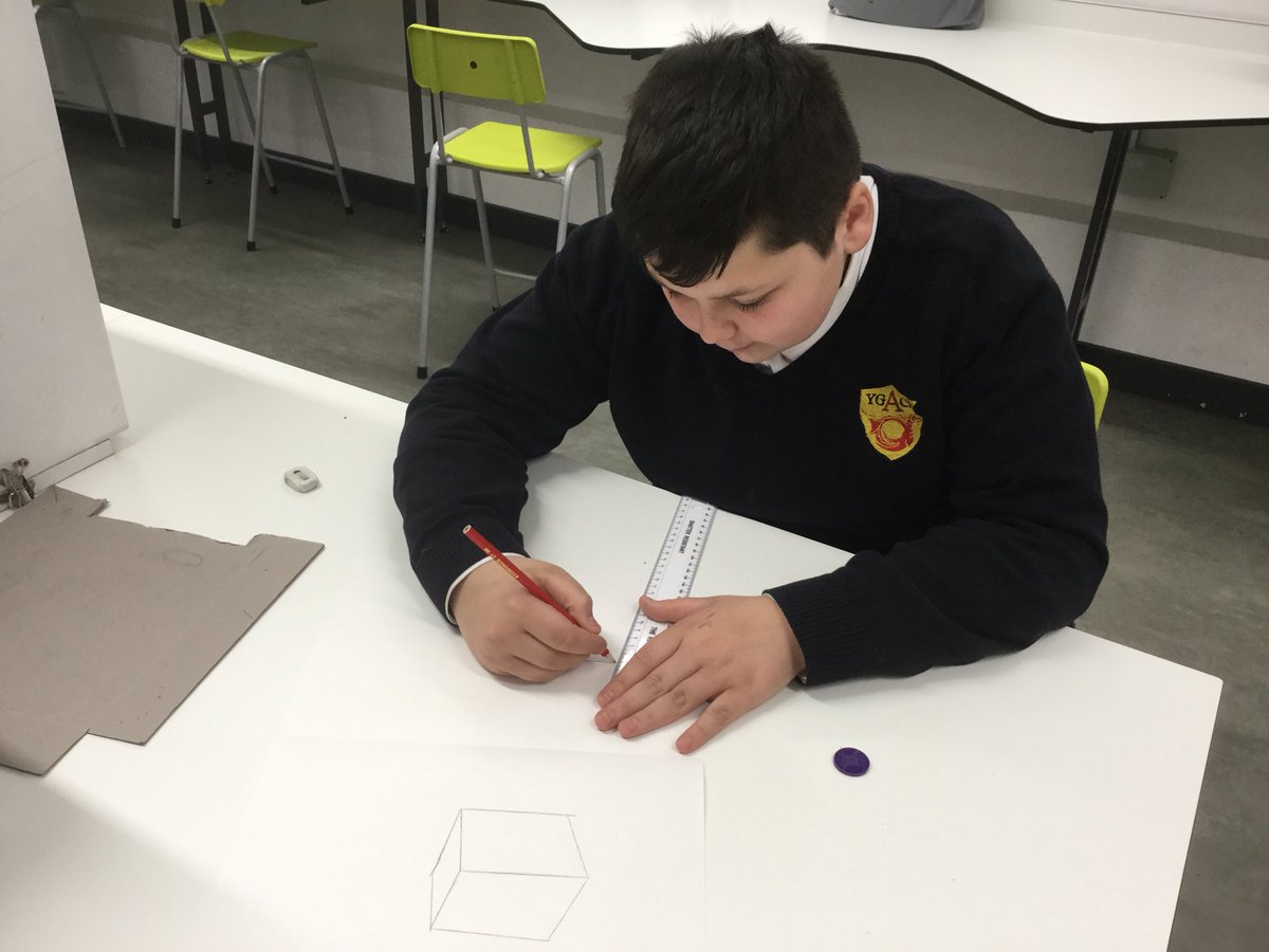 DT_ACS's tweet photo. Year 9 Textiles, developing their sketching ability, while trying not to use their challenge chips #challenge #resilientlearners #sketching #textilesgcse #challengechips https://t.co/Ul6Fz3bvXj