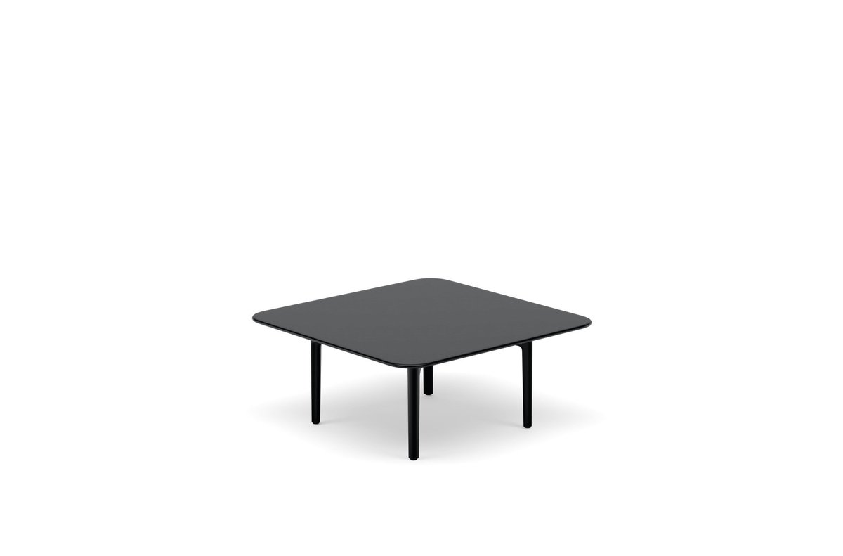DesignTrade tweet picture