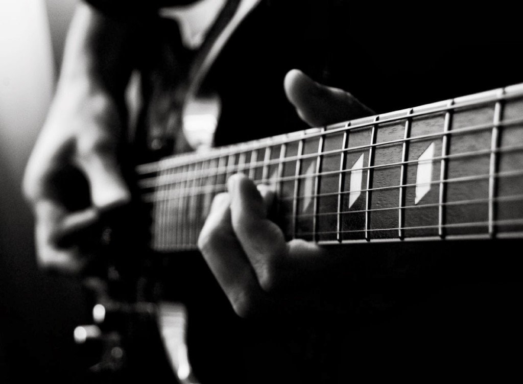 CricketersMillG's tweet photo. We are very excited to be holding our second 'Open Mic' Night on Thursday 28th! Music will start at 8pm with another special performance from brilliant Colin Davis during the evening. 
All abilities welcome, just bring your instruments and join in or relax and watch! https://t.co/0Xs6pOuNLE