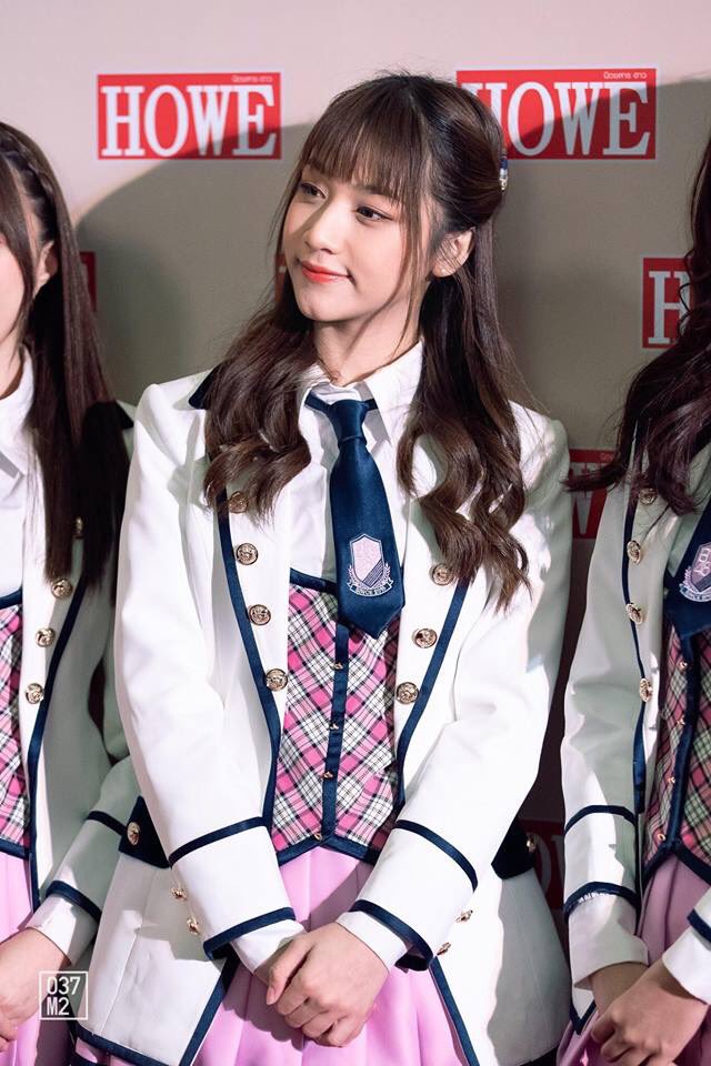 037_m2's tweet photo. I love your smile <3

#CakeBNK48 #BNK48 #รอยยิ้มของคุณเค้ก
#HoweAwards2018
#037M2 https://t.co/AFnJHWKgmq