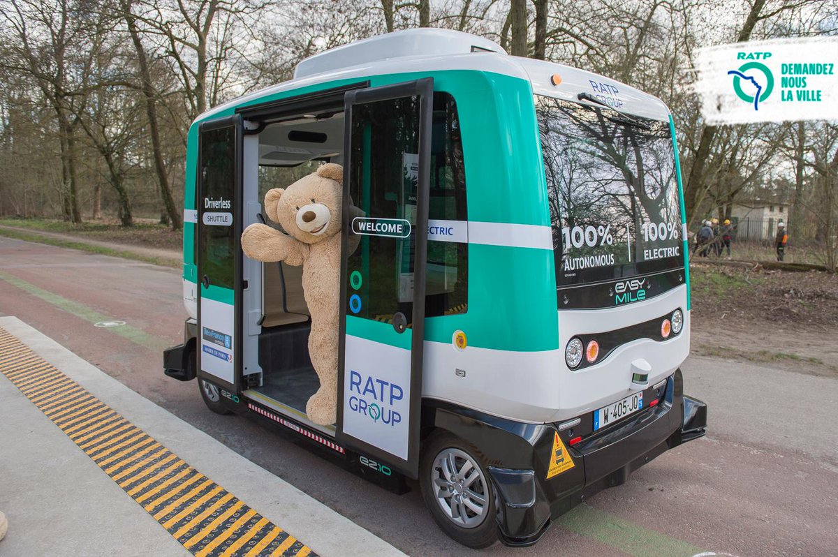 Ligne1_RATP's tweet image. [#lesnounoursdesgobelins🧸] Ils font partie des 40 000 voyageurs transportés dans nos navettes autonomes entre la station Château de Vincennes #Ligne1 #RATP et le Bois de Vincennes 😍 !