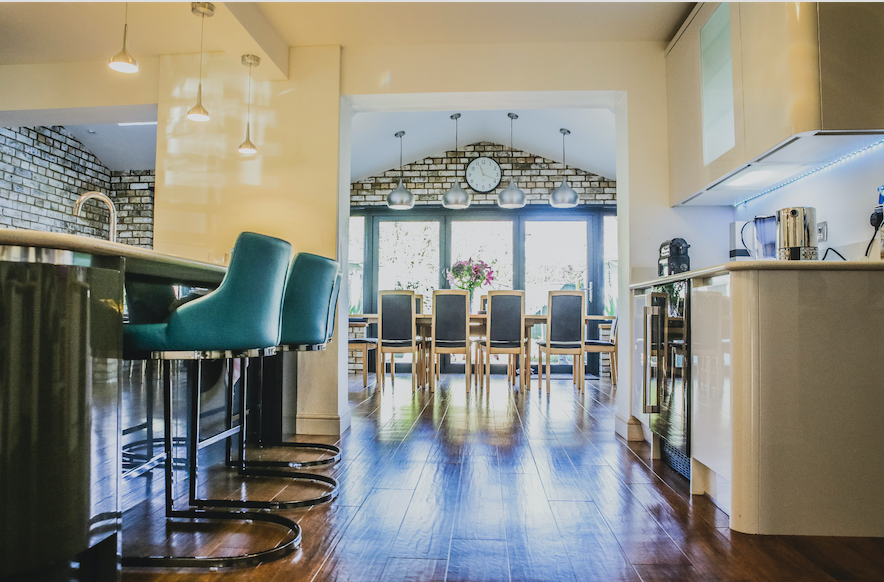 WiffinWindows's tweet photo. Its amazing how much light our windows let in! To transform your home give us a call - 0796 6283 787
#aylesburywindows #aylesburydoubleglazing #wiffinwindows #buckinghamshirewindows #windows #doubleglazing #commercialglass #compositedoors #upvcwindows #upvc #wiffinwindows https://t.co/s5NtQh2vvX