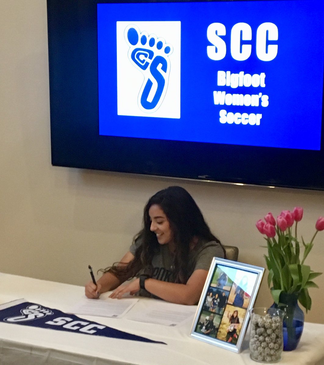 sydnee_suarez's tweet photo. So excited to continue my passion💙⚽️ @BigfootSoccer https://t.co/lX2S52S5YS
