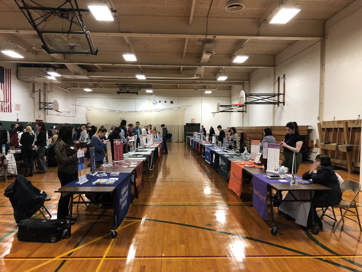 Allison_A_Joyce's tweet photo. Don’t Forget - The Mini-College Fair is today periods 4-6 from 10:30am-12 noon in the South Gym.  Over 50 colleges and universities are here visiting Harborfields so our students can speak with them. @HarborfieldsCSD @HarborfieldsHS https://t.co/ljBdMDgF8l