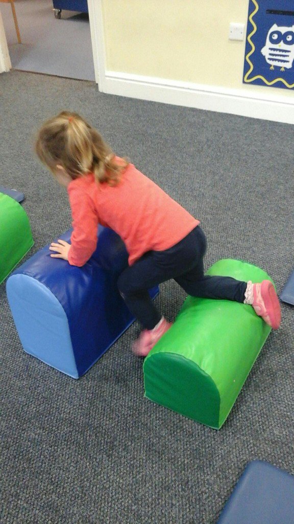 YellowdotNorthBaddes tweet media