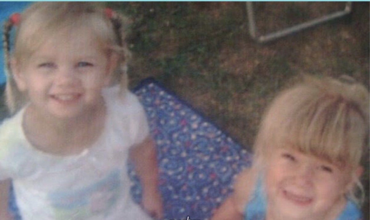 _savsolomon's tweet photo. Happy birthday to my fav cousin and BFF all in one💕 https://t.co/SRonYvTMbN