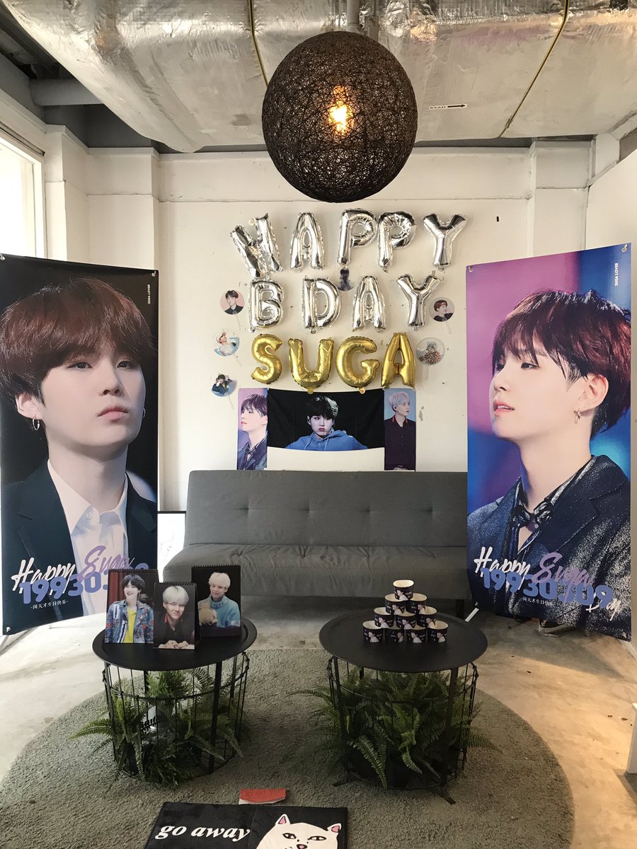 jwltherapy's tweet photo. [#GENIUSLABSG]

my 1st ever fan café experience❣️
it was really great to be there today &amp; special thanks to the admin @Sparkling_SUGA for organising this event as well as to those who gave out their fansupport 😋 https://t.co/1NypYs9WyG