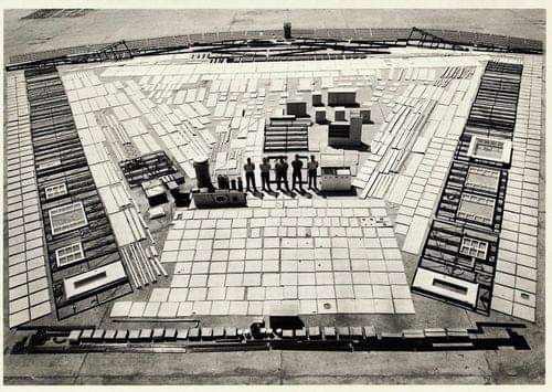 areasvellas's tweet photo. Components of a #Lustron #prefabricated house, Columbus, Ohio, 1949
#architecture
https://t.co/XggPSccwFj
https://t.co/QsGoOUkq8F
https://t.co/XrXZVZjvp2 https://t.co/XsWHrv4Rxl