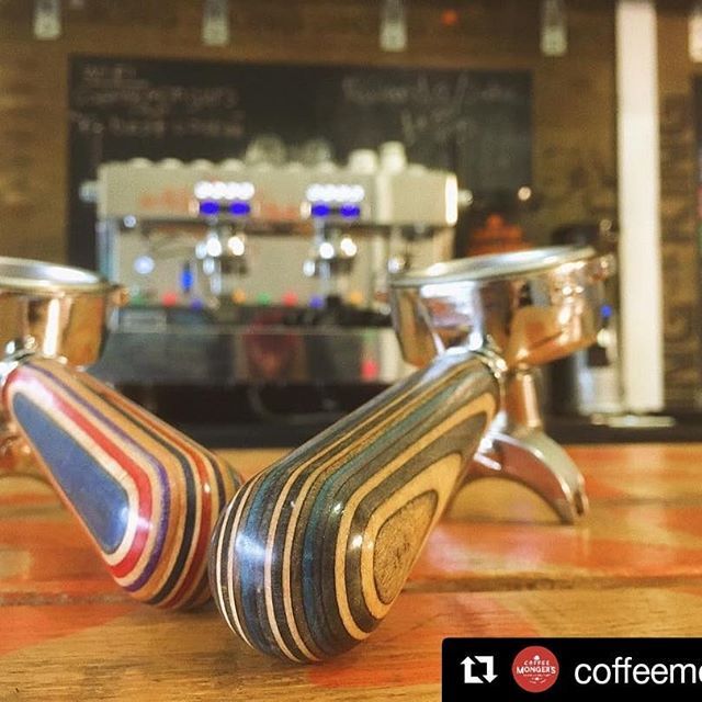 Made these two handles for <a href="/coffeemongers/">Coffee Monger's</a>
If you want some hit up @skatereclaimcreate
And @skateboardcreations. ・・・
Coffee making that looks as good as our Yirgacheffe SO tastes this am
Thanks to <a href="/builtbybasil/">Simon Basil</a> 
#skateart #skateboard #coffeeart #coffe… ift.tt/2UyGpbc
