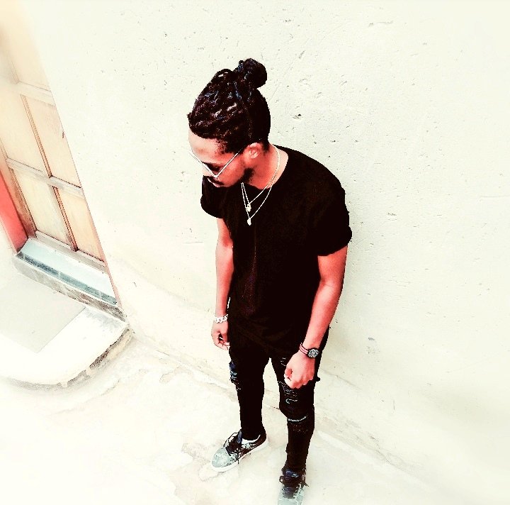 Mludauploaded tweet media