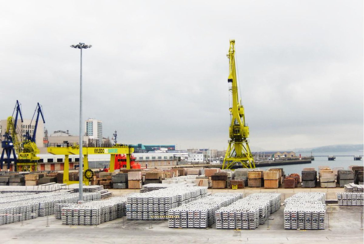 KALEIDOLogistic's tweet photo. Did you know? Spain is one of the countries with more advanced & competitive custom policies. KALEIDO manages Customs Warehouses (DA), Deposits Other than Customs (DDA), Temporary Warehouse (ADT). Want to know more, contact us!
#wearelogistics #weareservices #wearesolutions https://t.co/Vd2yyYT8zn