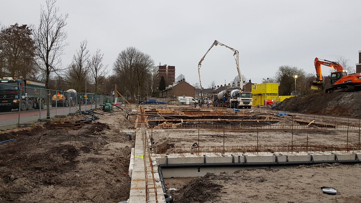 Eddy_Arkesteijn's tweet photo. Laatste stort funderingen 68 appartementen @TSBouwVastgoed ! 
Op naar het prefab Casco @BestconBV . https://t.co/AJehZaiOAR