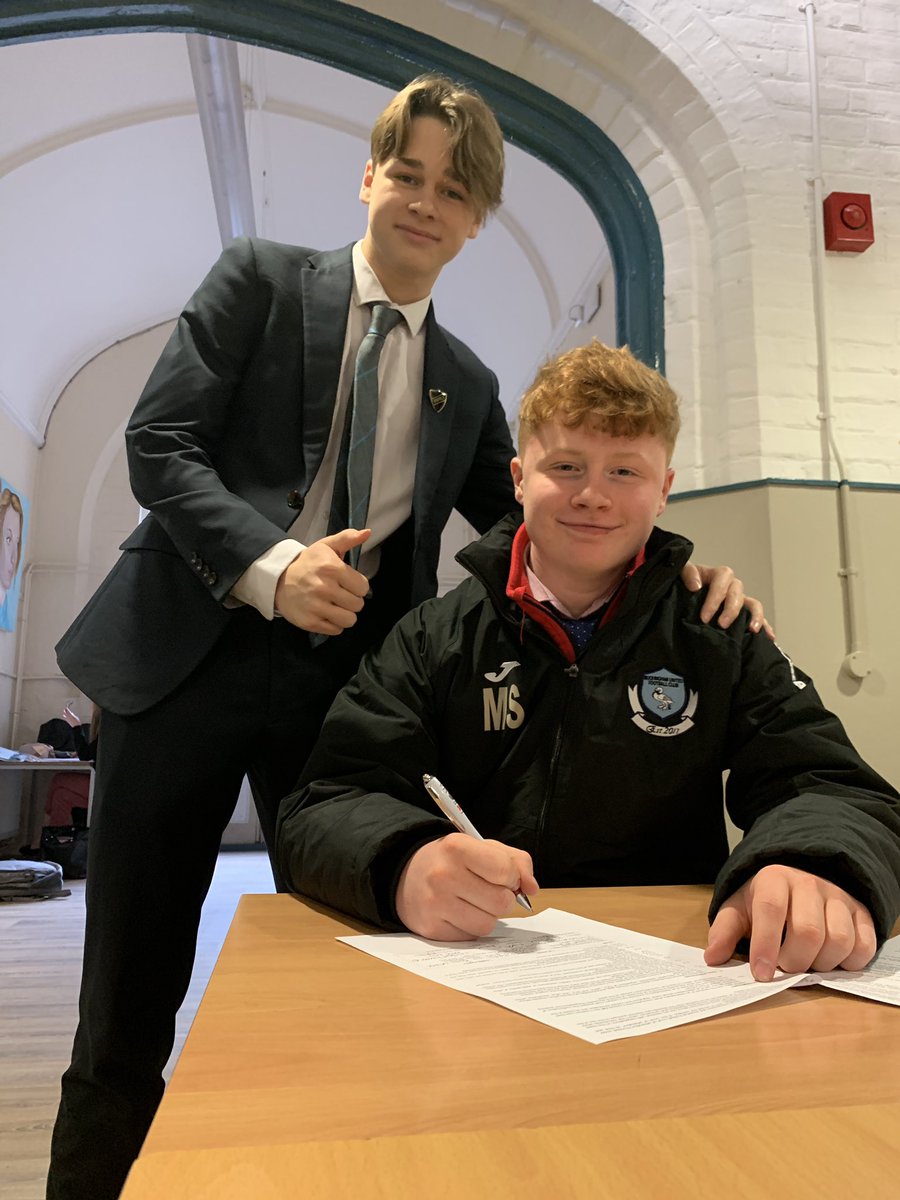 ClubTism's tweet photo. We are delighted to announce that @Spinksy8O @MatthewAskham and @SW1GK have penned new deals with the club. The midfielder, the forward and the goal keeper have all signed a deal to keep them at the club to 2023. #TUFC https://t.co/NSyHqUMYo3