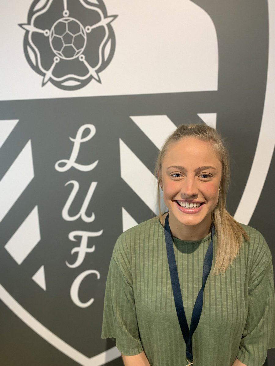 LeedsunitedRTC's tweet photo. Wishing our RTC staff member @abigaiillee a speedy and full recovery from her ACL surgery yesterday. #bounceback #stronger https://t.co/hKCJJK1YuN