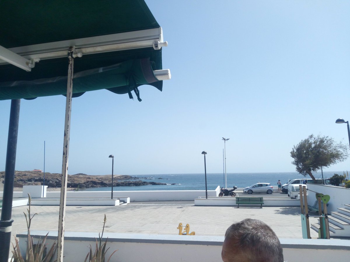Ze_Alkianne's tweet photo. Un poco de sol en canarias <3
Revenir après plus d'une longue année ça fait du bien ! Le potager de mes parents se porte a merveille !
#Canarias #Tenerife #Teguedite #UnPocoDeSol #EnfinEnVacances https://t.co/83kE2j4SEr