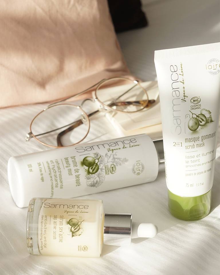 Parlez-nous de Sarmance

Nous aimerions beaucoup avoir vos retours sur nos produits ici et directement sur notre site... Et si vous nous laissiez votre témoignage ?

sarmance.com #skincare #bio #beautébio #beauténaturelle