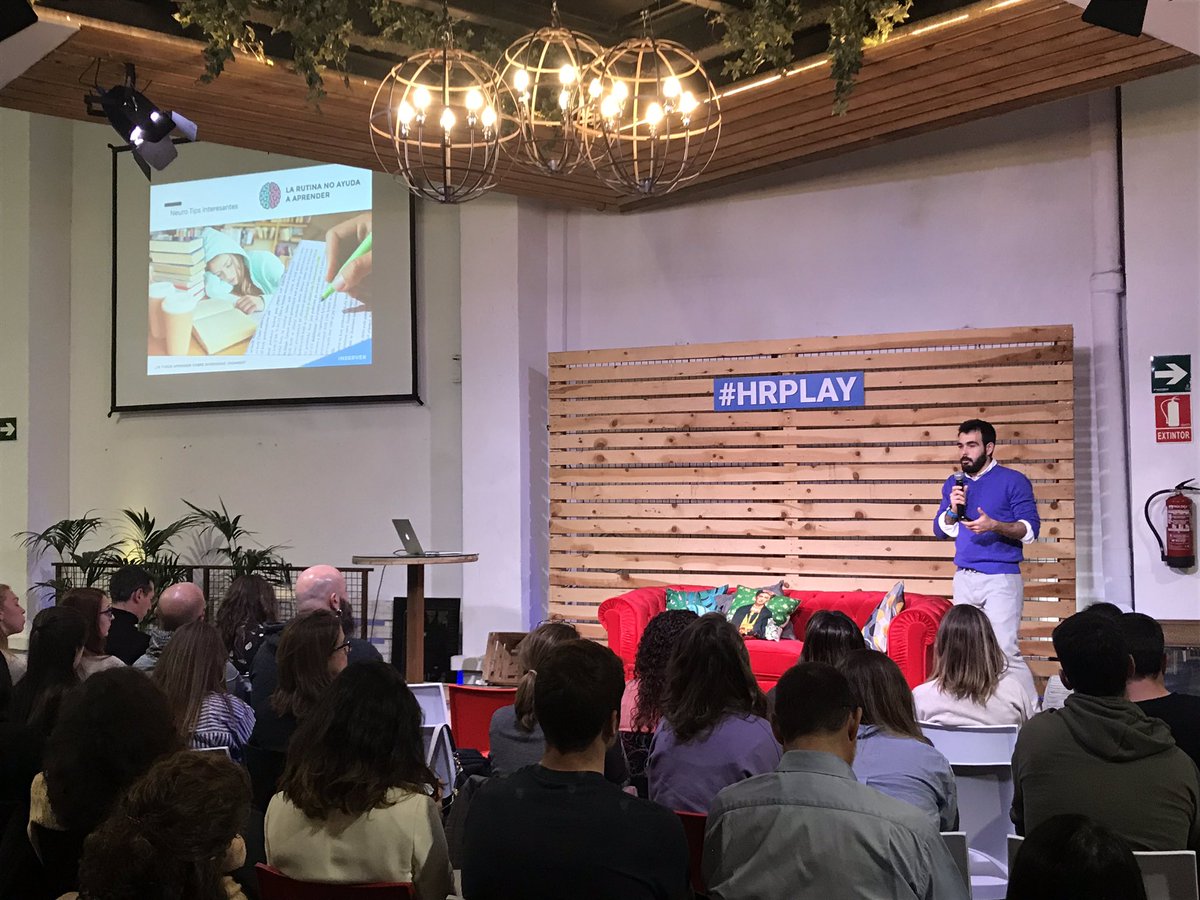 thekeytalent's tweet photo. ¿Se puede aprender diversidad jugando? Se puede, y se debe. Francisco Catena , de @inelearning , nos explica cómo. ▶️ #HRPlay https://t.co/Y51qRORtCB