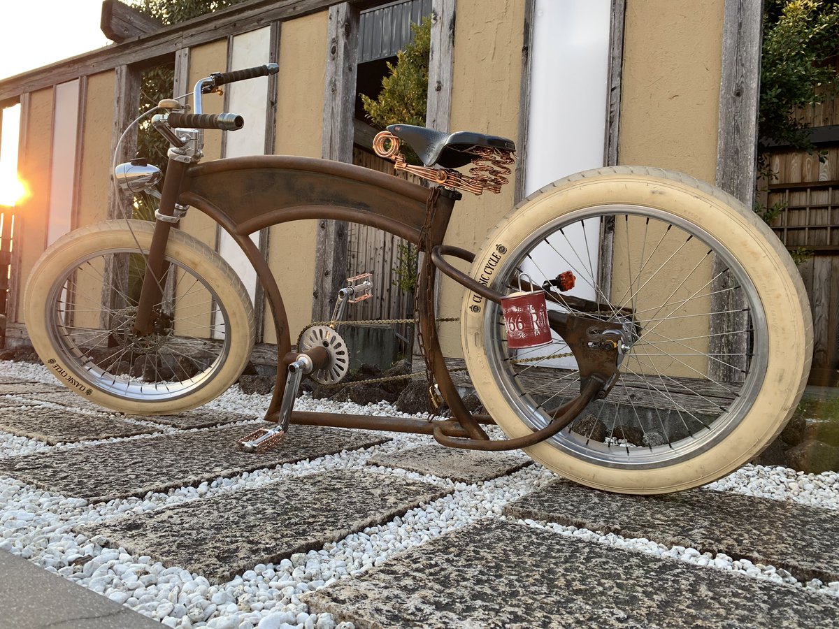 romesama_'s tweet photo. TANGOで少しポタリング♪

夕日とサビがよく似合う😍

#RuffCycles
#Firebikes
#CustomBicycle
#CustomCruiser
#StretchCruiser
#ビーチクルーザー
#LowKustomBC https://t.co/cK3U1z5qcW