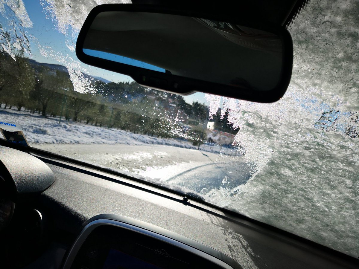 theuncle76's tweet photo. E comunque stamattina così.
#neve #freddoboia https://t.co/5Q4J91NiE8