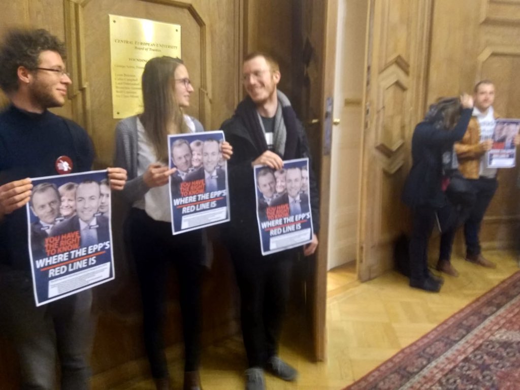 Students4CEU tweet media