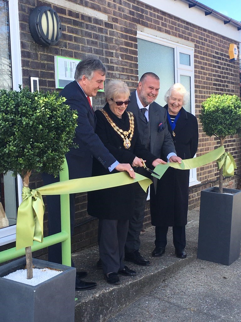 UKCMSnetwork's tweet image. It's official! Our Kent depot is now open.

Head over to The Delivery Group Global LinkedIn page to see more photo's from our opening day and our new branding!

linkedin.com/company/the-de…