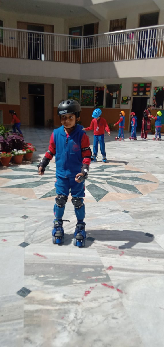 SujataPurkayas3's tweet photo. Paulo Coelho — 'Only children believe they're capable of everything.'... #happylearning #happylearningplace #rgsnoida #grossmotorskill #skatingtime @supritichauhan @rgsnoida https://t.co/SEgWvIS3FI