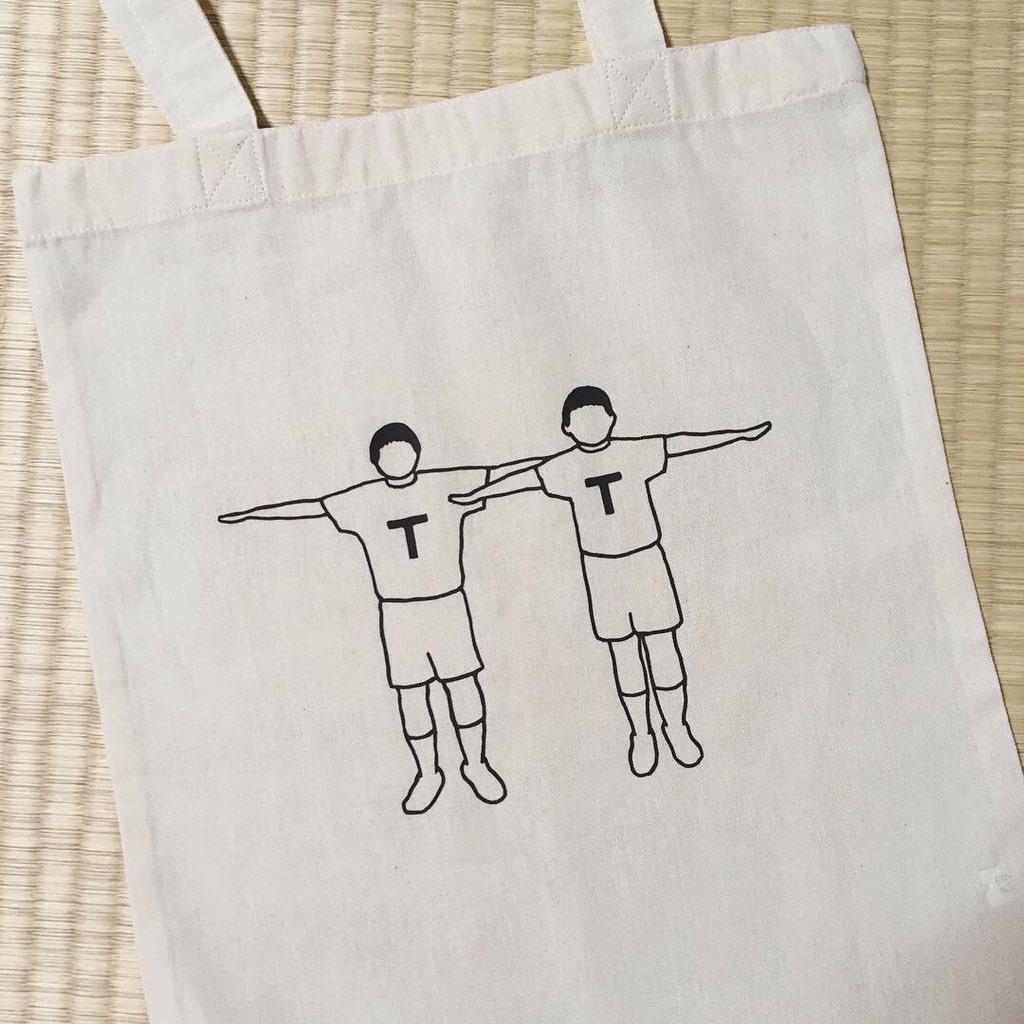 きちま على تويتر ふざけてグッズを作るために描いたtt兄弟と小道具のイラストを本物のグッズに使っていただきました Tt兄弟tシャツのバックプリントが最高にかわいい 皆さま何卒 チョコレートプラネット チョコプラ Tt兄弟トートバック きちま على تويتر ふざけてグッズを作るために描いたtt兄弟と小道具のイラストを本物のグッズに使っていただきました Tt兄弟tシャツのバックプリントが最高にかわいい 皆さま何卒 チョコレートプラネット チョコプラ Tt兄弟トートバック