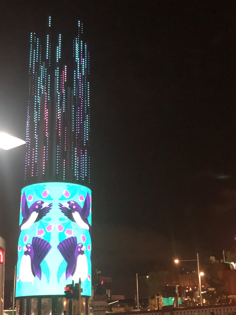 FlashOConnor's tweet photo. Taking time out of my busy schedule to visit Perth, see the sights and pay $25 for two pints #TheySawTheDumbPaddyComing https://t.co/4Sf3HCcaZG