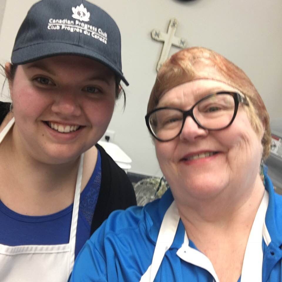 gmwprogress's tweet photo. Volunteering cooking and serving this past weekend at St. George's Church.
Rate these hair nets on a scale from 1-10 ;)
#volunteer #community #local #greatermoncton #servingourcommunity #communityinvolvement #canada #canadian #progressclub #helping https://t.co/0l4tILE01j