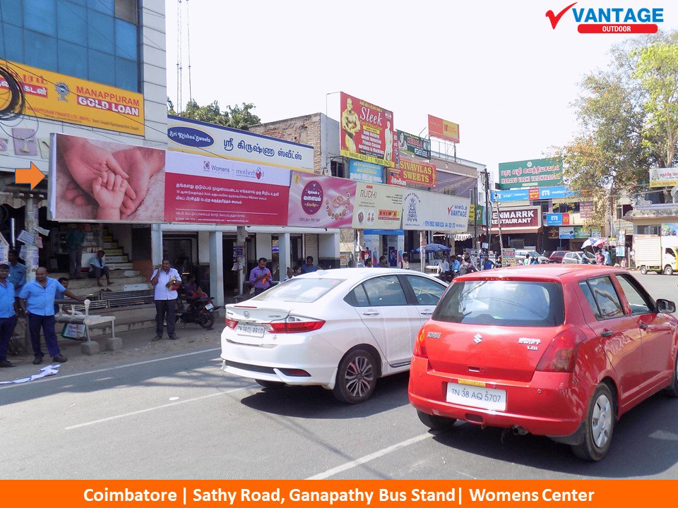 VantageOutdoor's tweet photo. #OOh #Coimbatore #BusShelter displaying Women Center By #MotherhoodHospital. Location: Sathy Road, Ganapathy bus stand,
For more #outdoor #media info visit https://t.co/Fxde5rA297 or 📞044-26213757 #busstopads #transitshelter #busstopadvertising #oohads #outdoorpromotions https://t.co/0oEQ633K2P