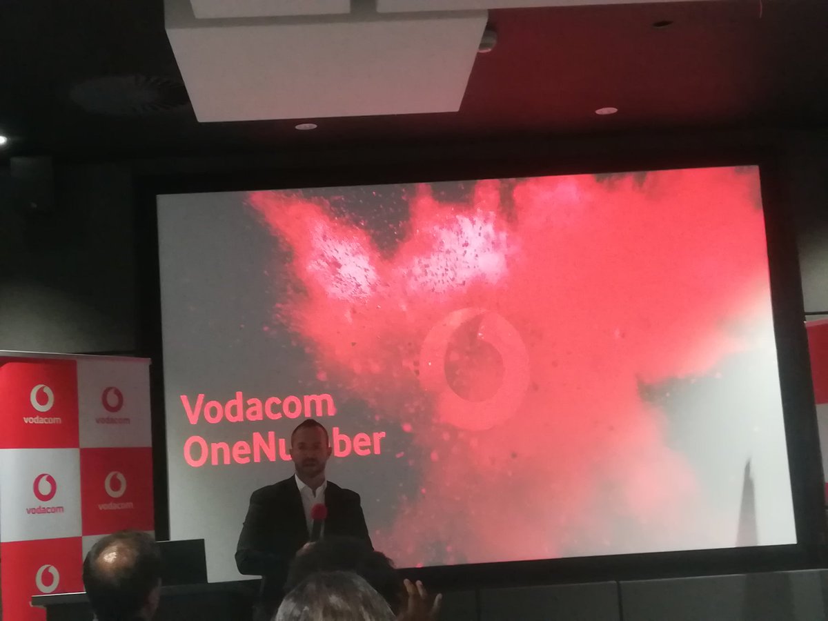 mane_mpi's tweet image. Using the newly launched @Vodacom #OneNumber, it will allow consumers to keep the same number across device and wearable @SamsungMobileSA @ReporterStar