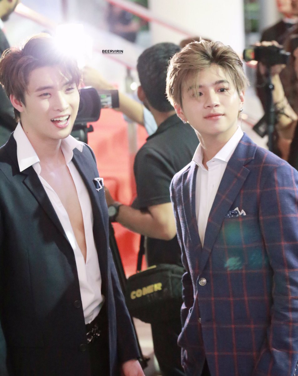 virin49246763's tweet photo. ..................หยุดหายใจไปชั่วขณะ

🤭

@m34nismind #MeanPhiravich #2wish #คมชัดลึกอวอร์ดครั้งที่15 https://t.co/yqO2IBnviH