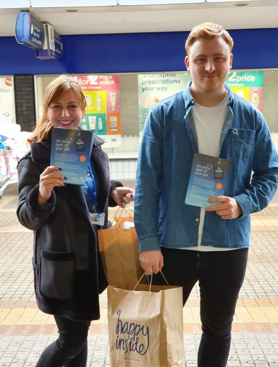 Magda13zalewska's tweet image. We are on an O2 Open mission today! #O2Sale out and about in Sale today! Pop in to the store this Friday to get involved with our O2 open event! @MIDCommsUK @emmawatson0623 @shawj2522 @O2GuruWillSale