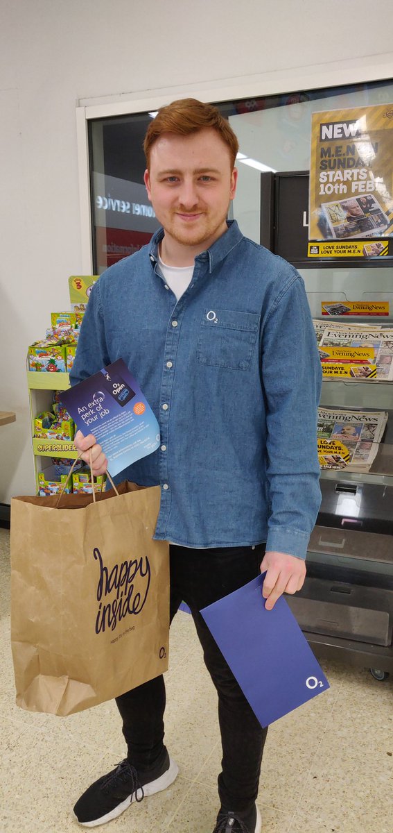 Magda13zalewska's tweet image. We are on an O2 Open mission today! #O2Sale out and about in Sale today! Pop in to the store this Friday to get involved with our O2 open event! @MIDCommsUK @emmawatson0623 @shawj2522 @O2GuruWillSale