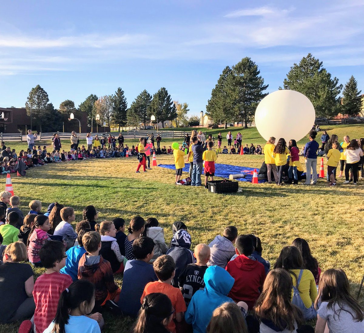 StratoStar4U's tweet photo. Cherry Creek School District is taking STEM education to new heights! Pictured here are student scientists from Sunrise Elementary School preparing to launch their high-altitude weather balloon into the stratosphere! #scienceED 

#studentscientists #STEM #STEMeducation #HIBAL https://t.co/7UyVk7xkN7