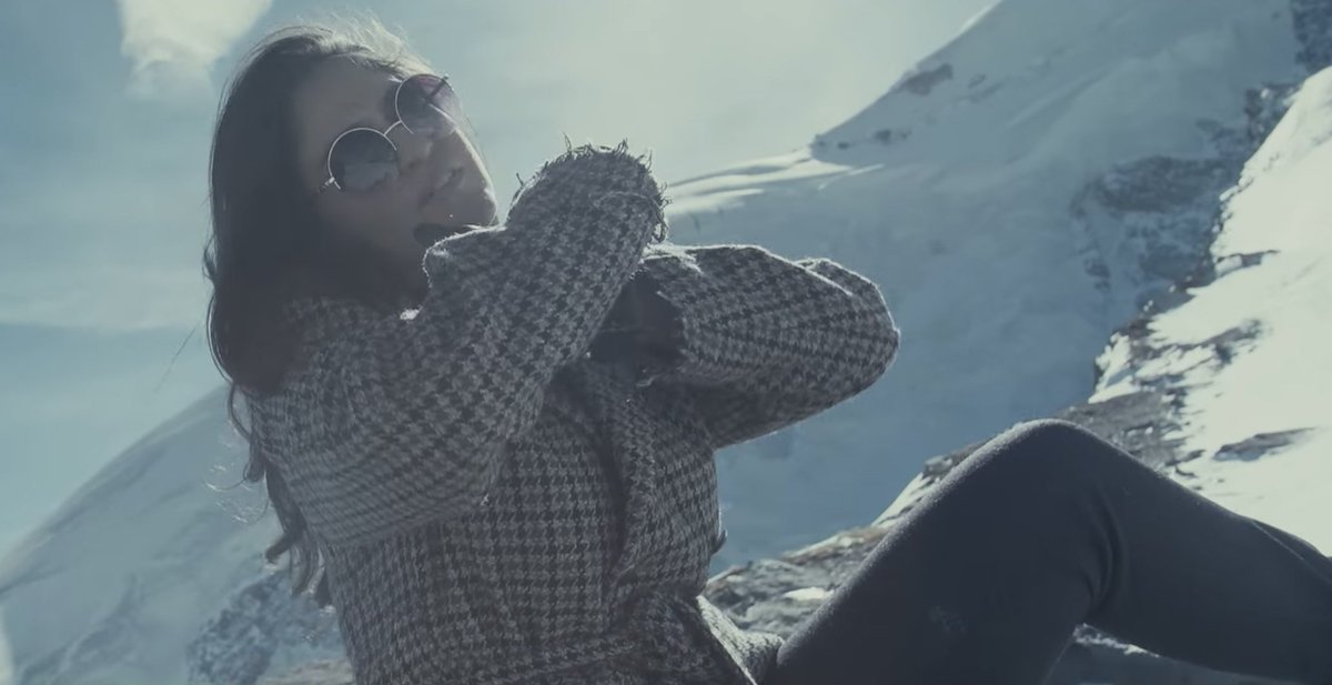 officina36's tweet photo. #fashion &amp; #music 
So proud to be here! The new video Movin’ On by Soundland x Timebelle in #OFFICINA36 coats is awesome 👏🏼 And we can't stop singing @timebelleband 
Check it out https://t.co/SVspbta6T2 #movinon #timebelle https://t.co/uDOPHsk8FY