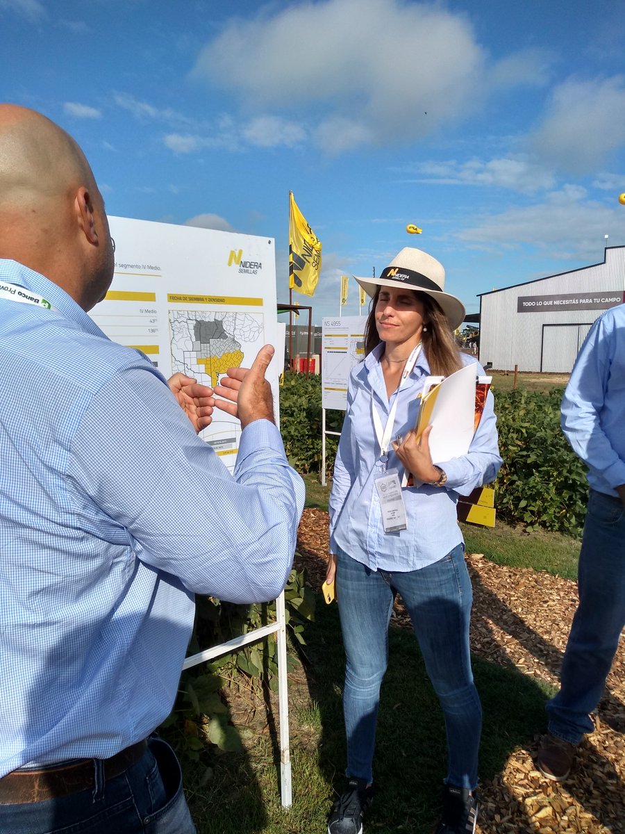 NideraSemillas's tweet photo. ¡Tenemos tantos productos para mostrarte que hasta sembramos dentro de la carpa! ¡Vení a @Expoagrocom y conocé el espacio que preparamos para vos! https://t.co/KsHmcMivpm
