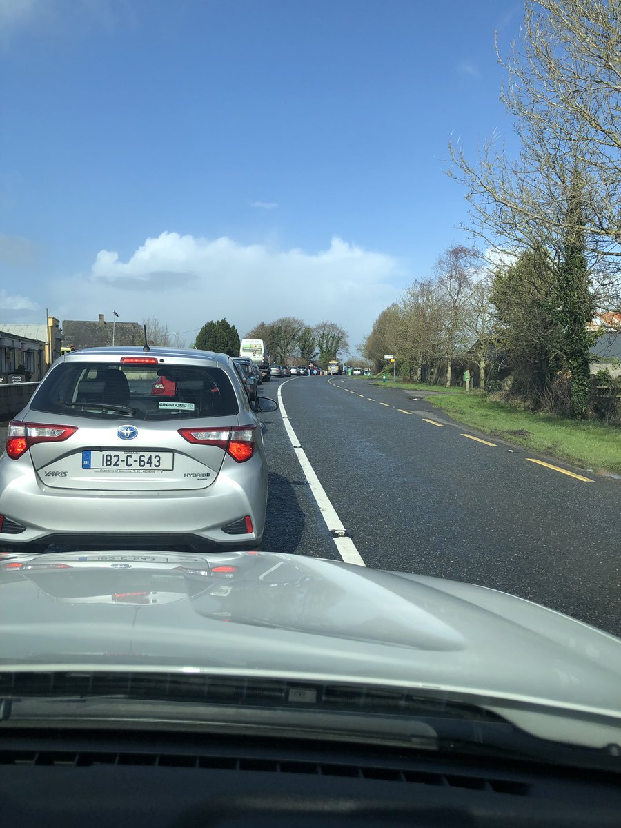 O1Paul's tweet photo. Here we are on the main road between two cities !!  Cork/Limerick       #NOTDUBLIN https://t.co/BSskfasa3W