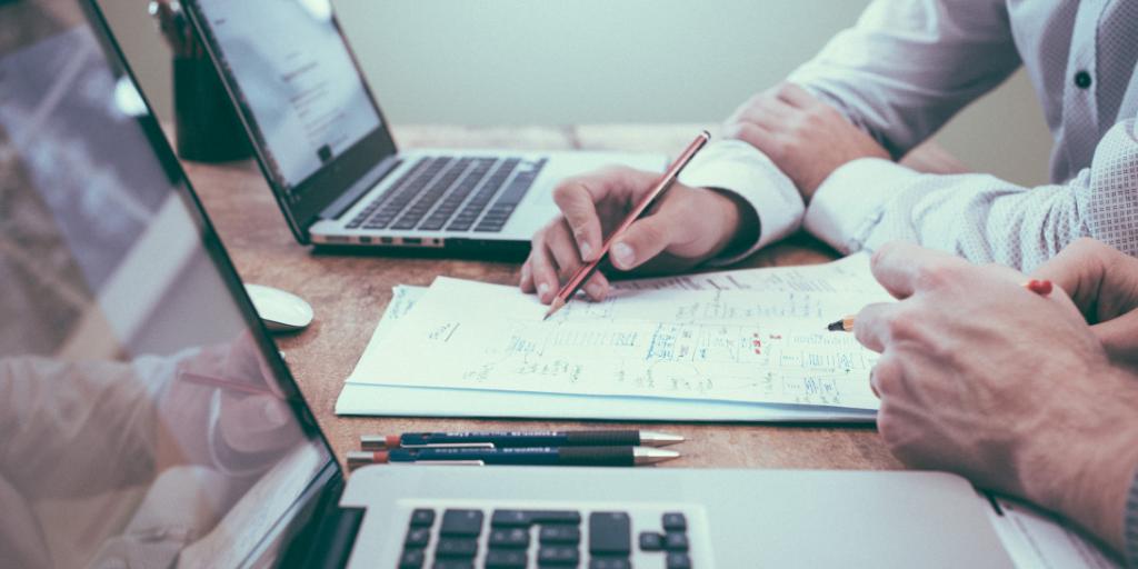 easyleapp's tweet photo. #EasyLeapp® es una aplicación disruptiva que pretende ofrecer ayuda 360º en la #gestión de los #despachos, facilitando al mismo tiempo la implantación de una #culturadetrabajo diferente, acorde a los nuevos tiempos. https://t.co/PKGrwIyToi