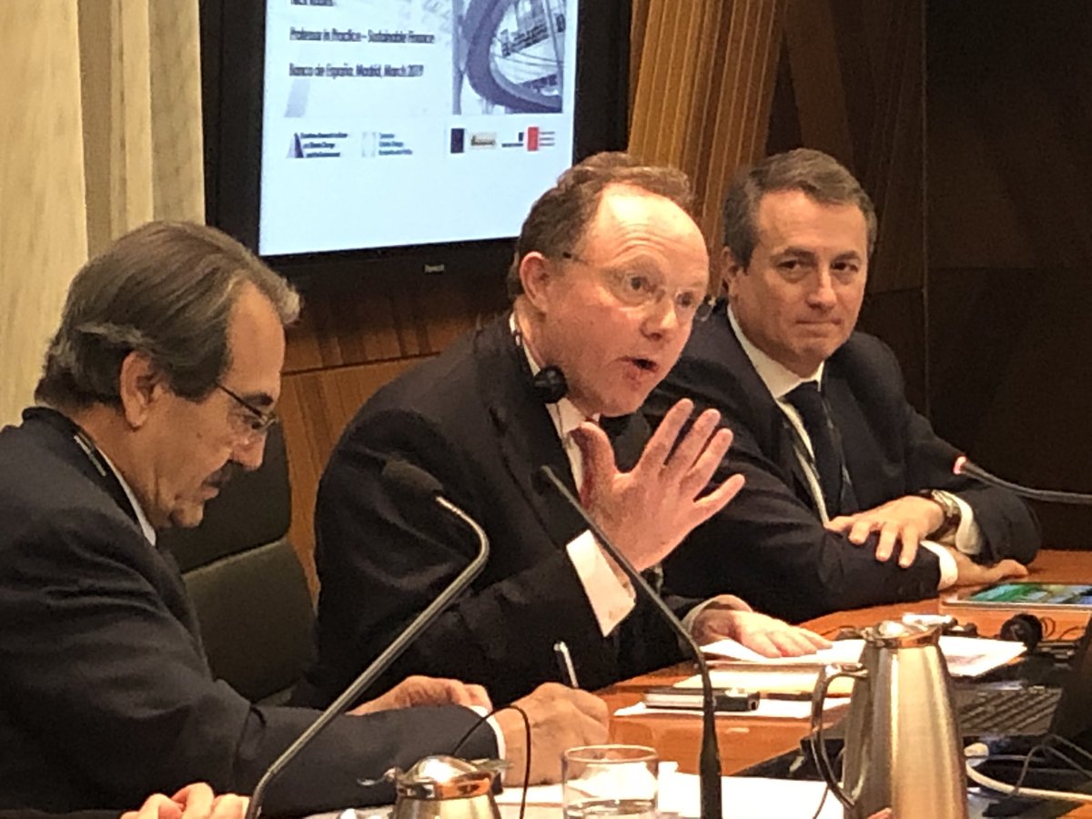 ClimateSt's tweet photo. . @NVJRobins1 describes systemic approach to #climate transition for #Spain @BancoDeEspana in context of @mitecogob #TransiciónEcológica noting #EU and #China leadership - demand for green assets outstrips supply hence need for #greentagging of all FI balance sheets https://t.co/HWQg94vWdz
