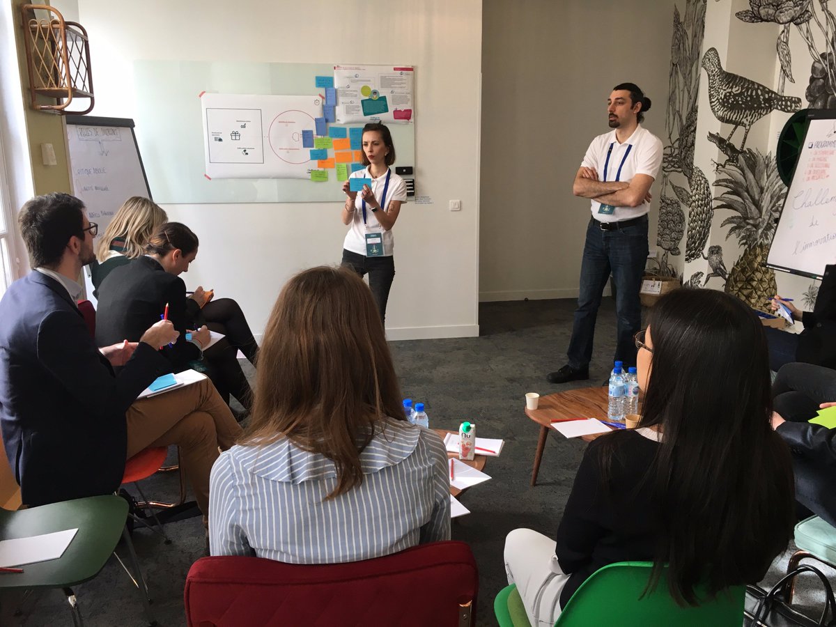 CA_Assurances's tweet photo. [#ChallengeInno2019] Nouvelle étape dans notre challenge de l’#innovation qui se déroule aujourd'hui au @cometmeetings. Cette phase d'idéation permet aux équipes de générer leurs idées à travers des ateliers. Plus sympa non ? 😉 https://t.co/mHKip91l0B