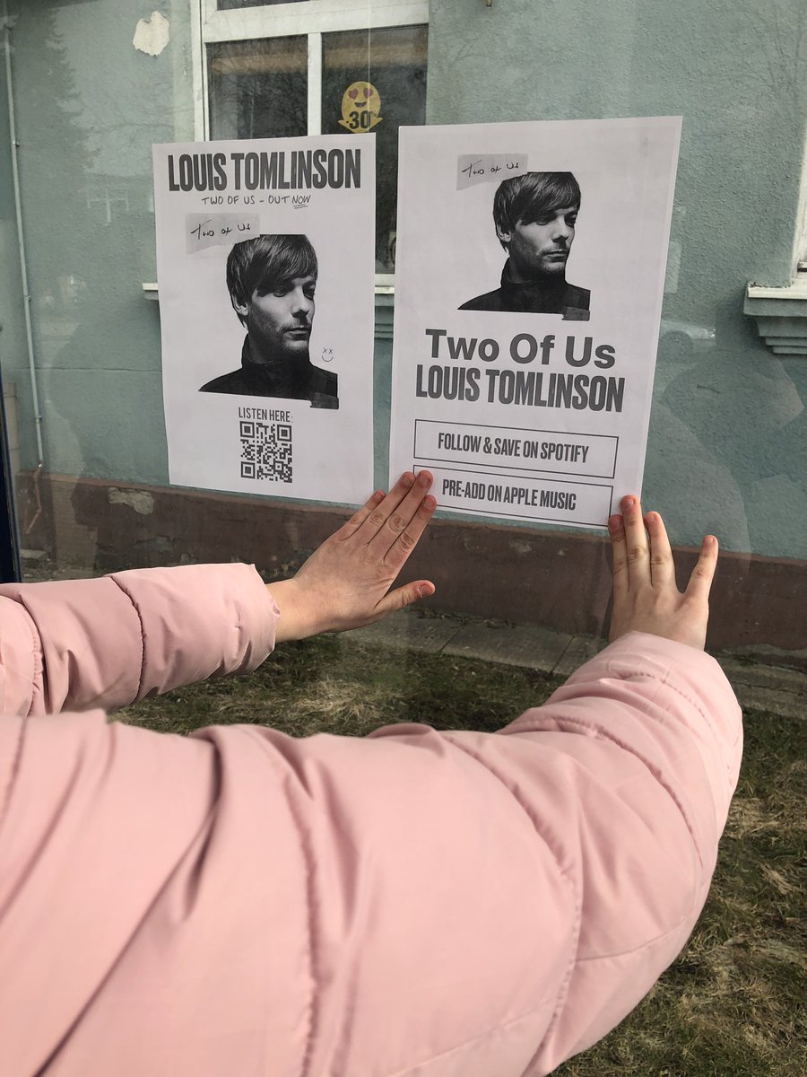 0NeringaJ's tweet photo. Today in our school and city we doing the #TwoOfUsProject #twoofushotspot #TwoOfUs #LouisTomlinson #TwoOfUsLive #TwoOfUS #Lithuania🇱🇹 @JaneTommo2
@Louis_Tomlinson
We love you Louis and we proud of you! ❤️🇱🇹💘 https://t.co/G6rKXPfAp4