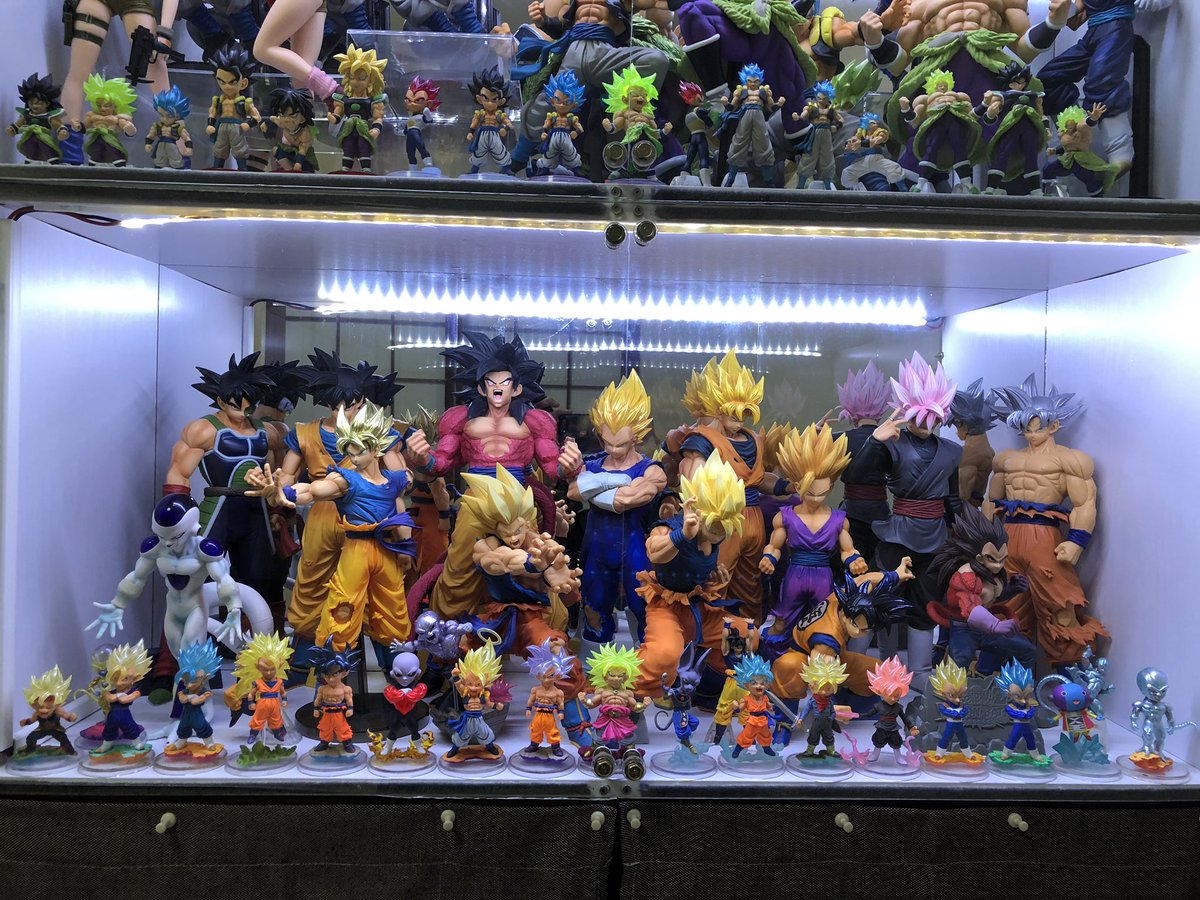 うらてつ この前完成した自作フィギュア棚に ついにフィギュアを入れていきました O O まだ入りきってないフィギュアもあってどうしようか悩んでる 一番上もドラゴンボールにしたいけど ワンピースのグランディスタシリーズも集めたいし Qposket