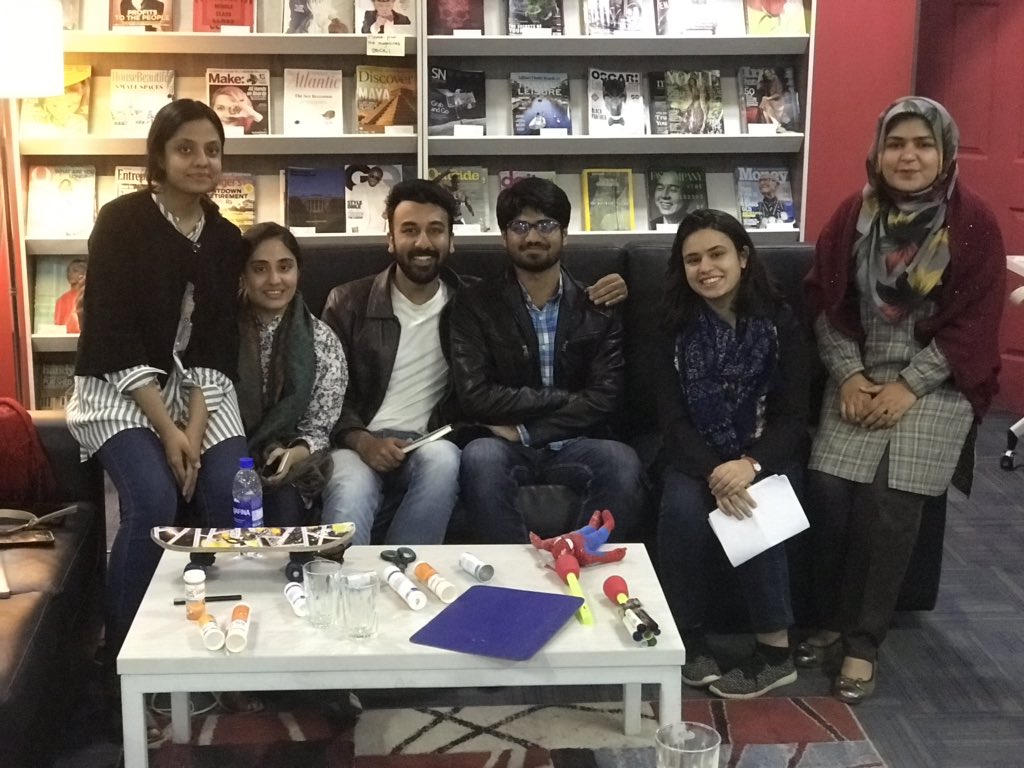 justEssKay's tweet photo. #HappeningNow #trainingoftrainers by @sciencefuse at #lincolnCornerLHR of @ITUPunjab and @USCGLahore #FascinatingForces https://t.co/mNre4PuJeT