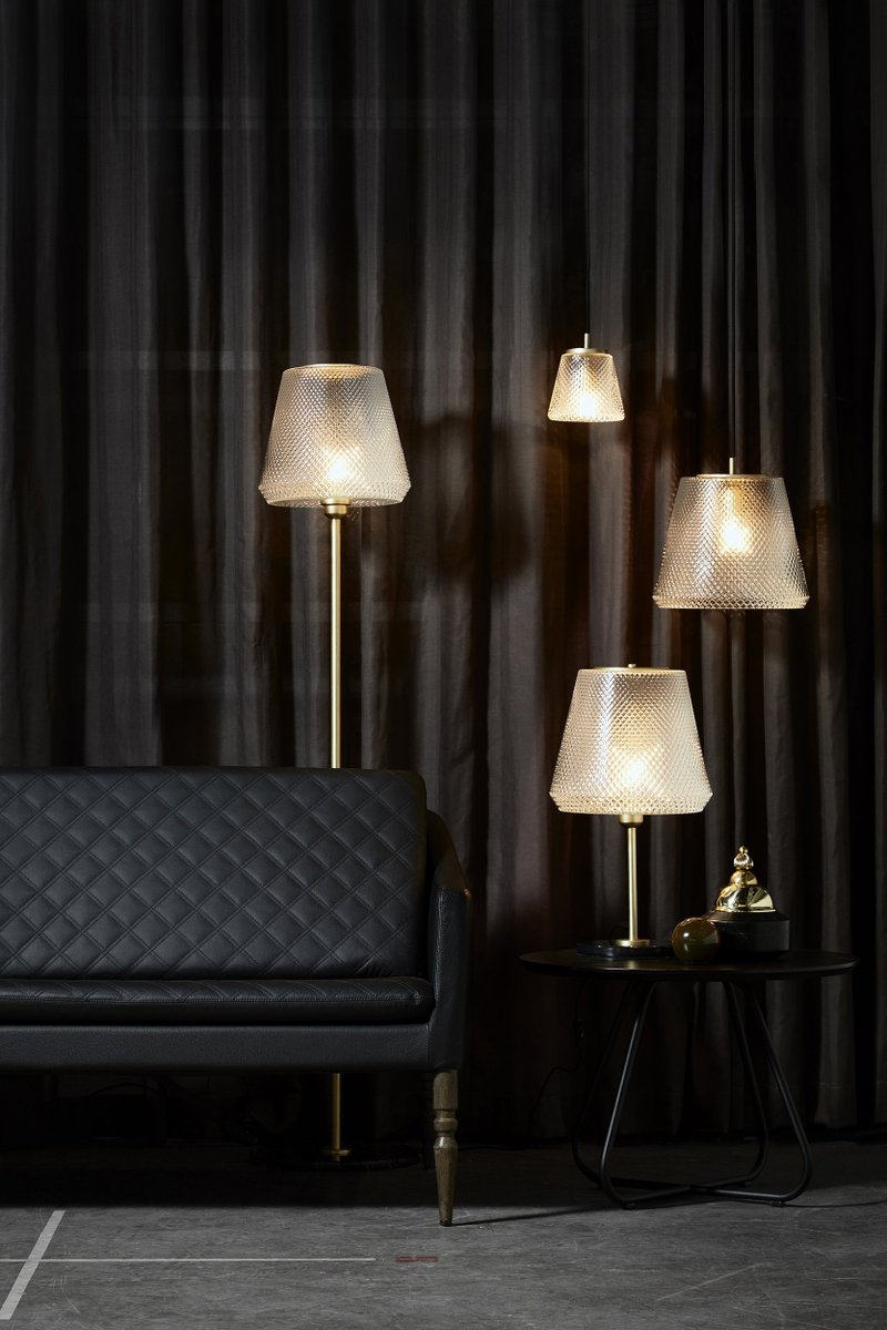 danish_tm's tweet photo. The “Damn Fashionista Series” created by the Danish brand Watt a Lamp alongside with Design by Us is a series of lamps that respects the maxismism trend in interior design. #danishtm #bestofdanish #danishdesign #wattalamp #designbyus #lamp https://t.co/3ERIxXIaZl