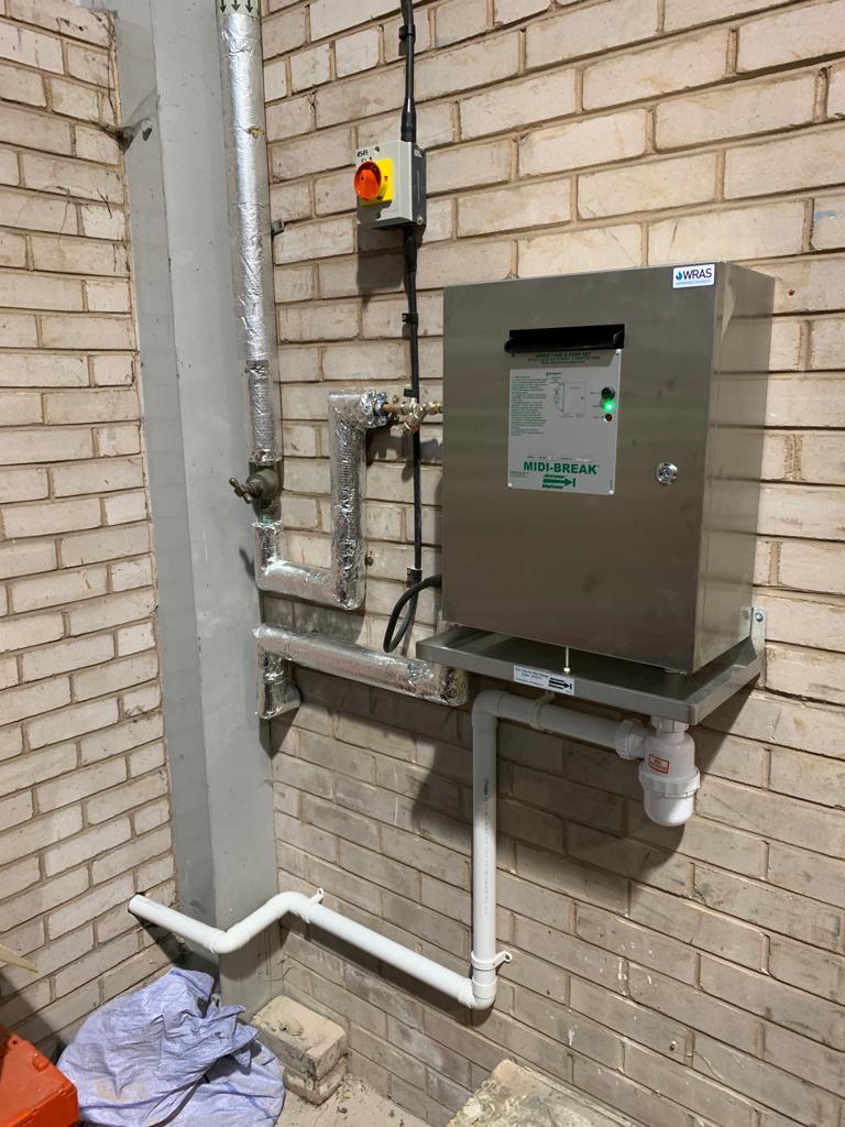 PressBoostLtd's tweet photo. Pictures of a tidy job we completed in the North of Scotland last week. We worked in conjunction with sites civil engineers to install the CAT 5 booster set, standpipe and electrics. All as per specification and handed back to a happy client! #ArrowValves #CAT5 #BoosterUnit https://t.co/Wts7FWemaH