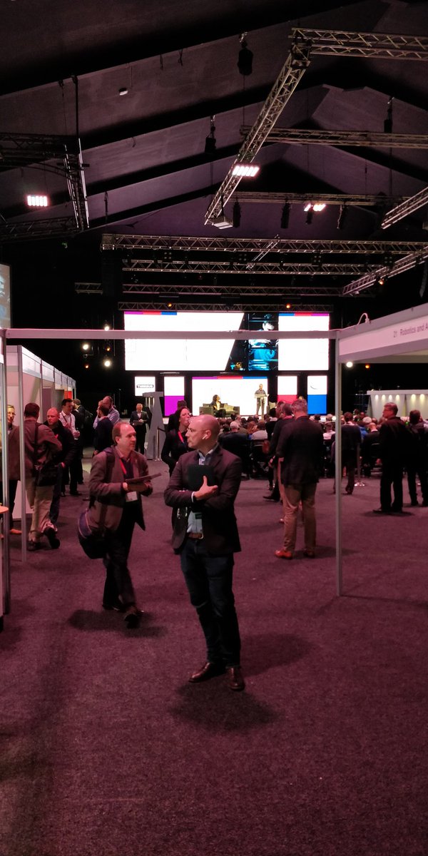 Spotlight Data tweet media