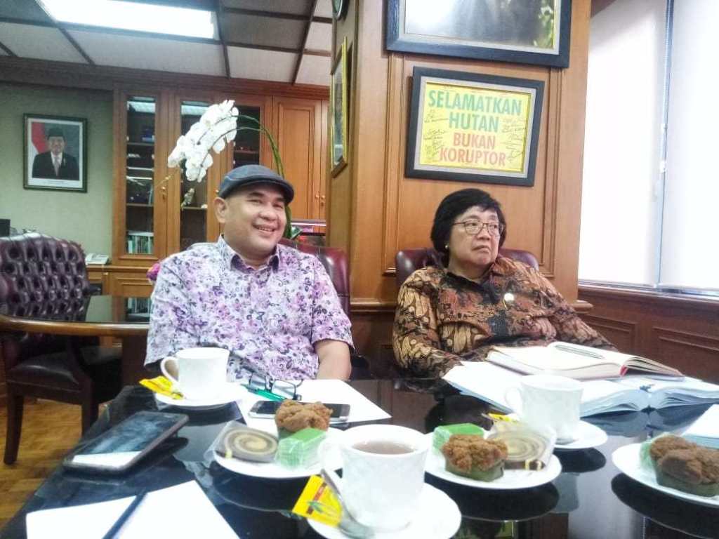 PWI Riau Silaturahmi dengan Menteri LHK koranbanten.com/pwi-riau-silat…