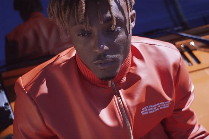 TeamHustleGrind's tweet photo. Hot on the heels of his sophomore album Death Race for Love, Juice WRLD saves the day in the action-packed video for “Hear Me Calling.” https://t.co/ViZj5XElUP