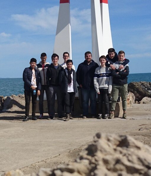 YolaineCabot's tweet photo. Deuxième jour de Conduite Intensive pour les élèves de Seconde #BacProCTRM « Conduite Routière »du lycée @PGallieni de @actoulouse. Pause repas au port de plaisance de Narbonne-plage avant de reprendre la route.🚗🚖🚛🚙 https://t.co/azXoTs0RbB